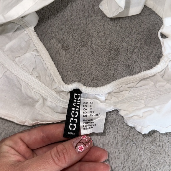 White Ruffle Crop Tank - Picture 3 of 3